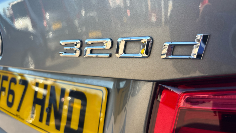 BMW 3 Series 320d Luxury 4dr Step Auto Diesel Saloon